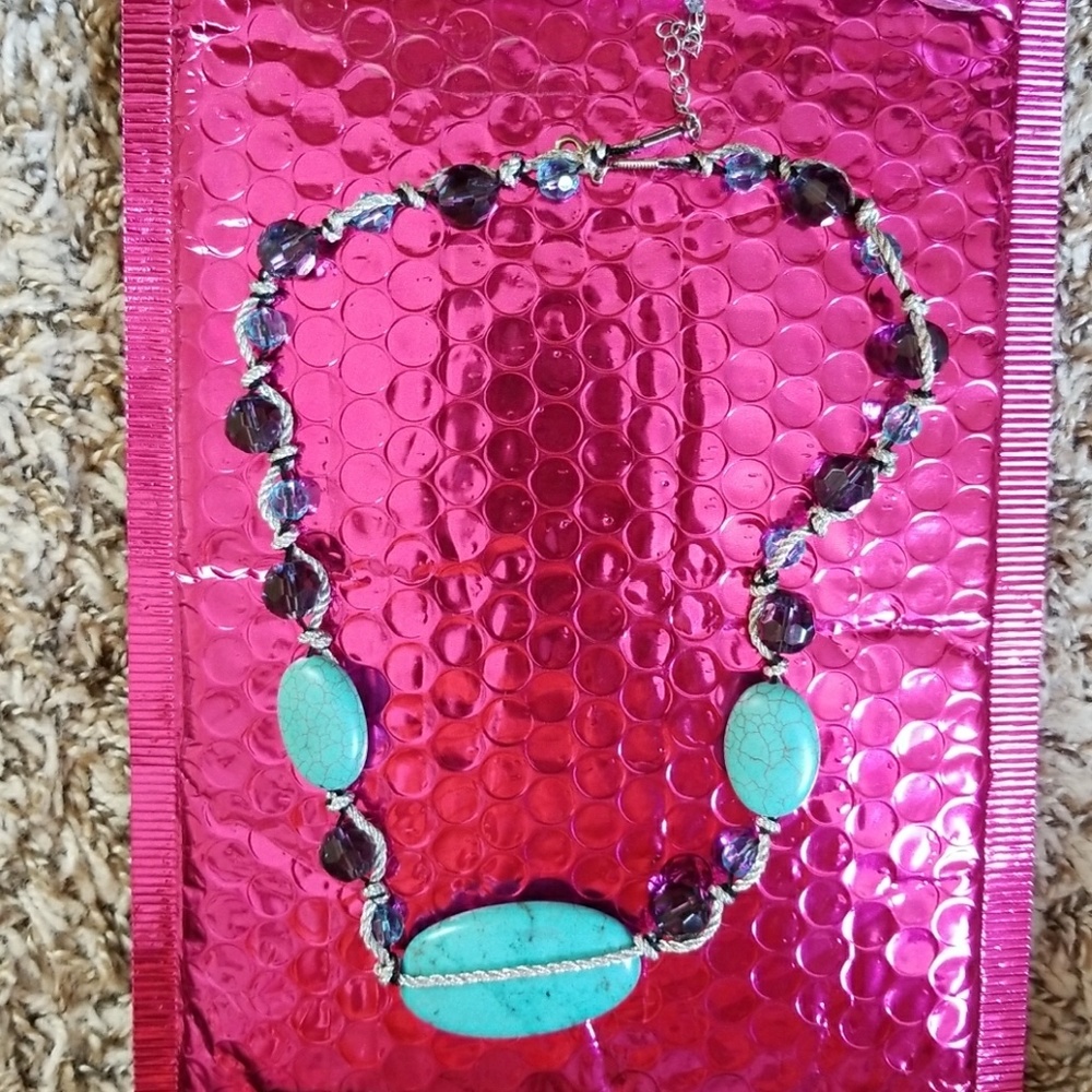 Blue necklace✔offers